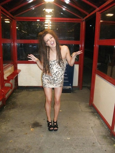 Rencontre sexe avec une délicieuse brunette